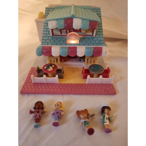 Polly Pocket Vintage 1993 Light Up Pizzeria Bluebird Toys COMPLETE Lights Work! - Picture 3 of 9